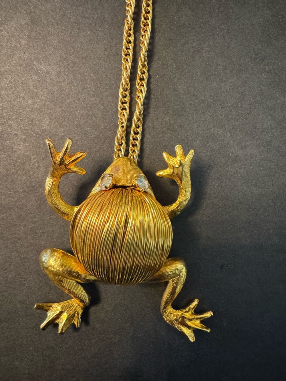 Vintage Gold Frog Pendant Necklace